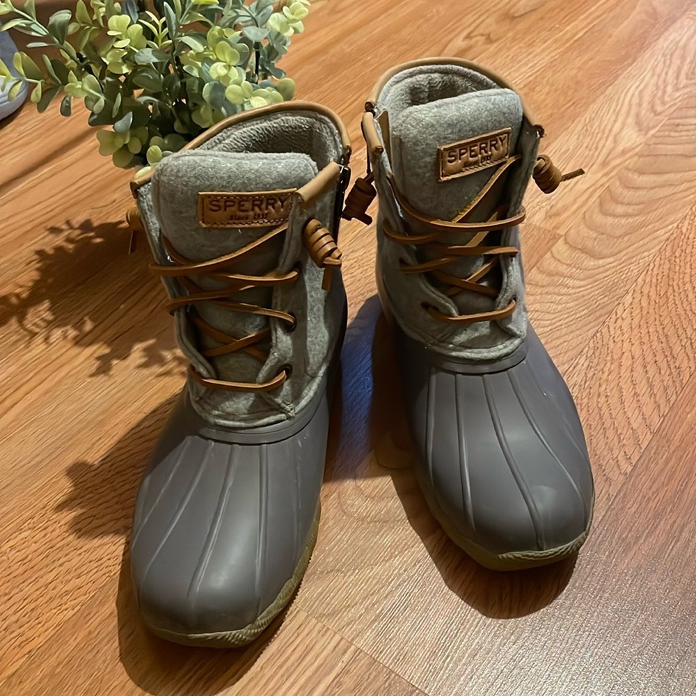 Sperry Lined Duck Boots